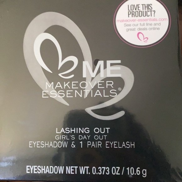 Makeover essentials kit - Picture 5 of 5